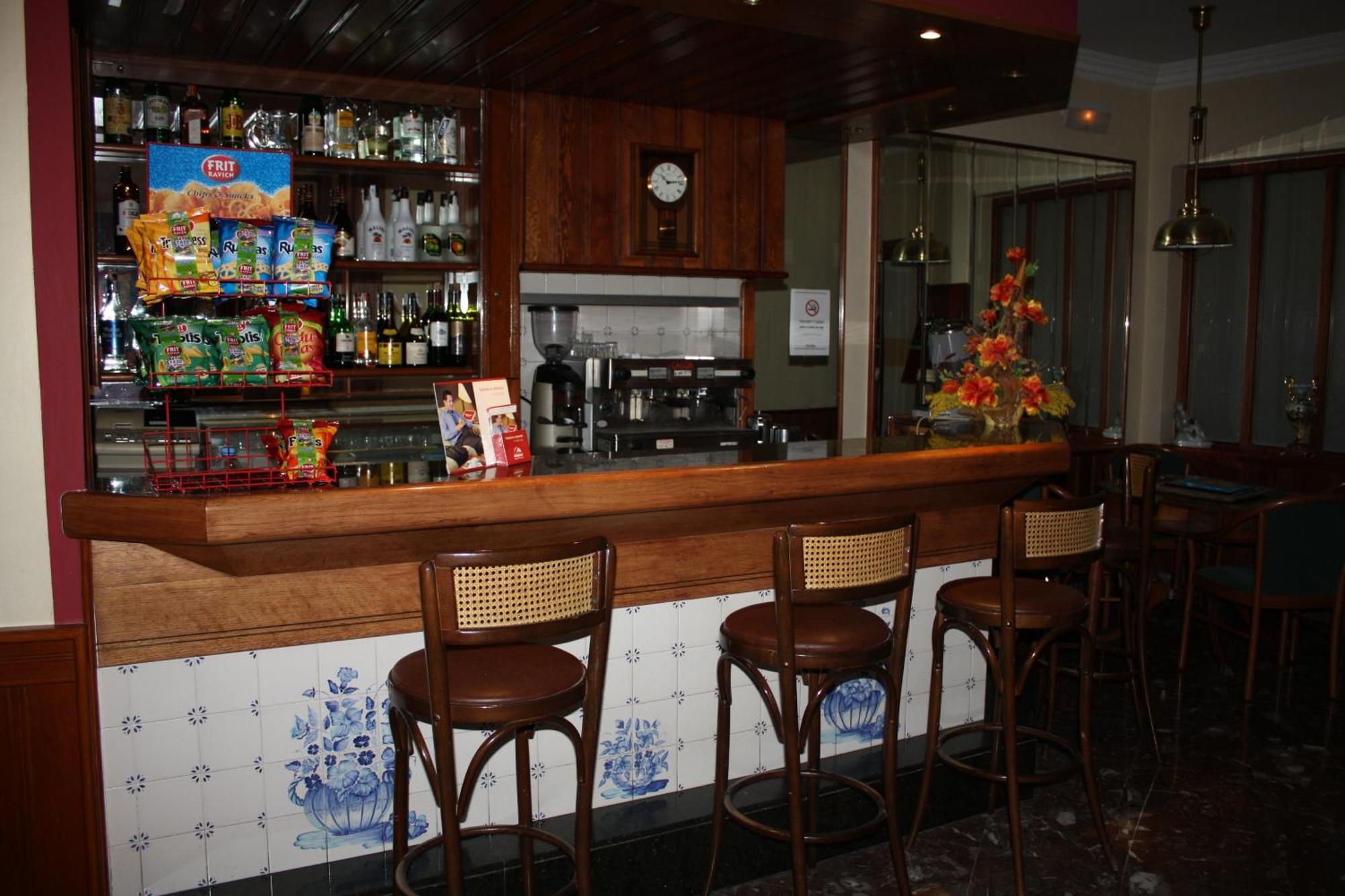 Hotel Los Angeles Figueres  Eksteriør billede